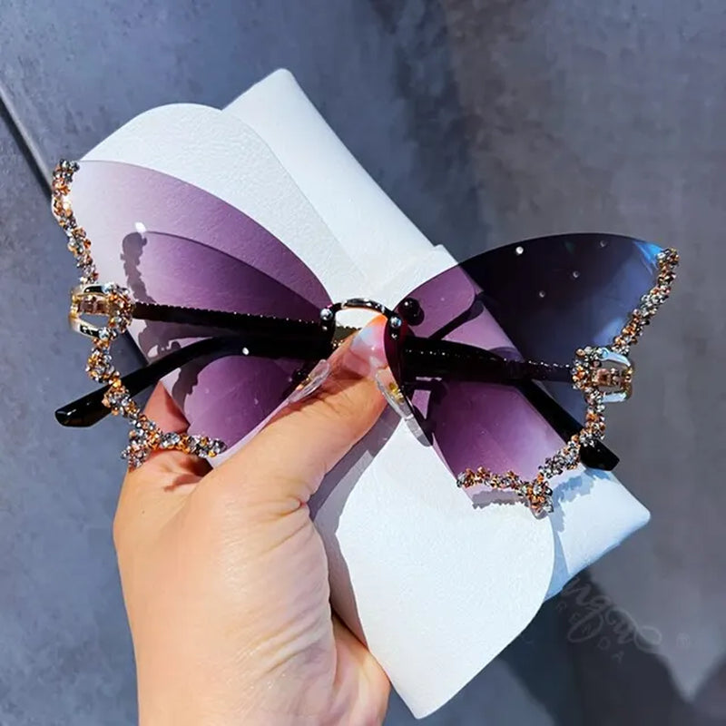 Fashionable Personalized Butterfly Shaped Frame Sun Glasses Women Slim Fit Sunglasses Travel Cycling